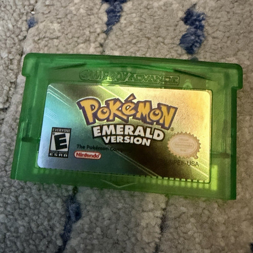 Pokemon emerald gameboy - emerald,