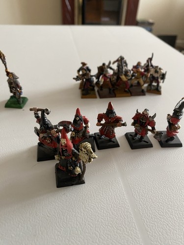 Mordheim witch hunter warband - mordheim,