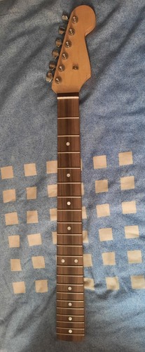 Fender 1980s stratocaster - fender, mij