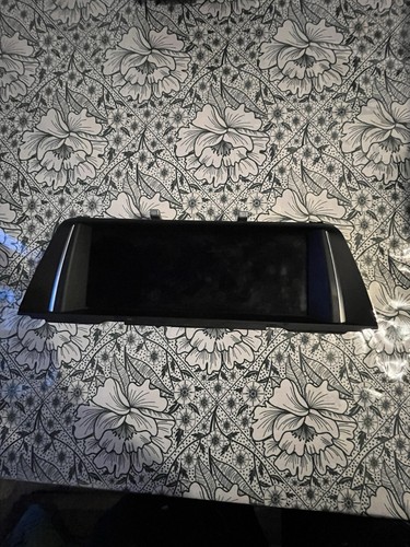 Bmw 5series screen and head - bmw,