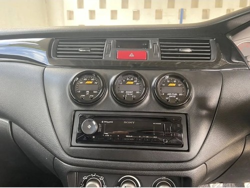 Mitsubishi evo 9 - mitsubishi, centre