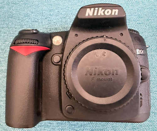 Nikon d90 camera - camera, body
