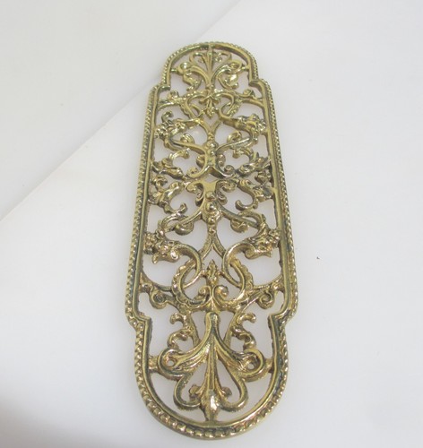 Vintage brass pierced finger - brass,