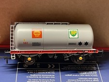 BACHMANN 37-577a OO GAUGE MODEL RAILWAY 45 TONNE TTA TANK SHELL BP GREY