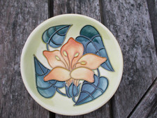 MOORCROFT POTTERY.  LILY