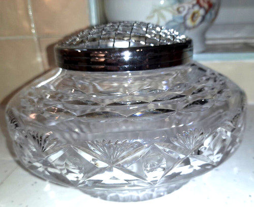 Beautiful royal doulton cut - royal,