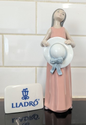 Lladro figurine pamela - lladro,