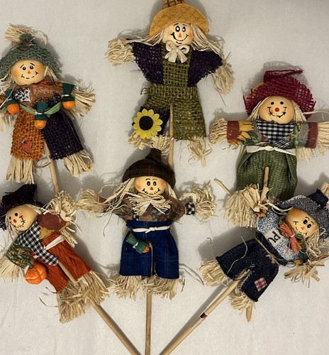 Lot halloween scarecrow - of,