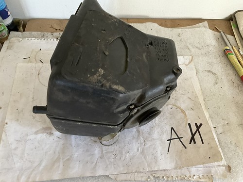 Suzuki gs500e air filter box - suzuki,