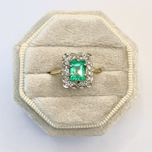 Emerald diamond 18ct - &,