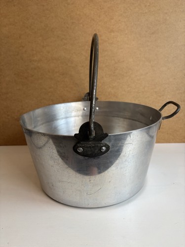 Vintage 30cm aluminium jam - vintage, pan