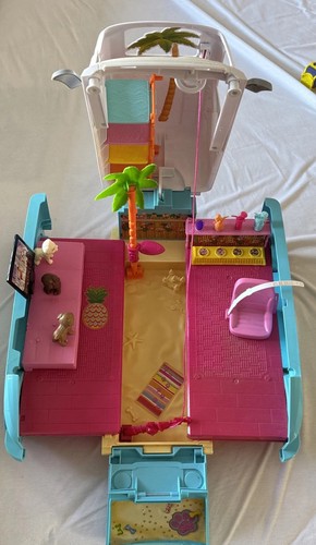 Barbie ultimate puppy mobile - barbie,