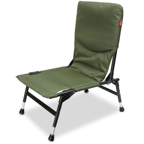 Carp fishing low - low, compact
