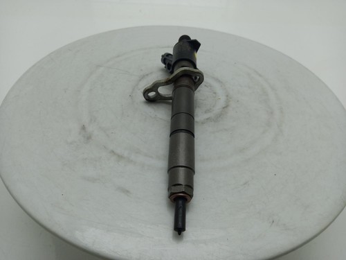 Volvo v40 fuel injector - volvo,
