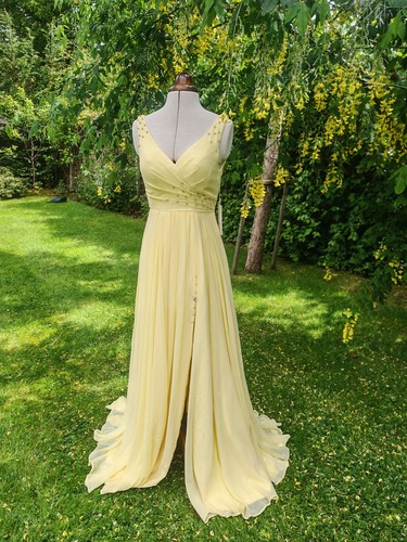 Stunning prom dress - stunning,