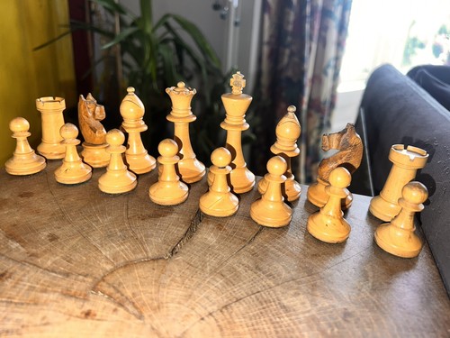 Lovely antique vintage chess - lovely,