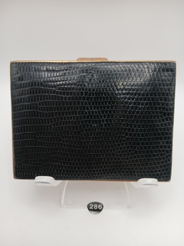 Lovely vintage powder compact - powder,