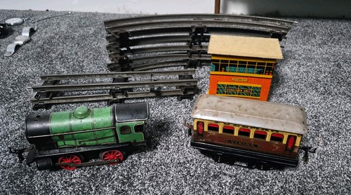 Job lot hornby gauge tin - job, o