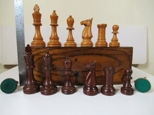Vintage oversize chess set - vintage,