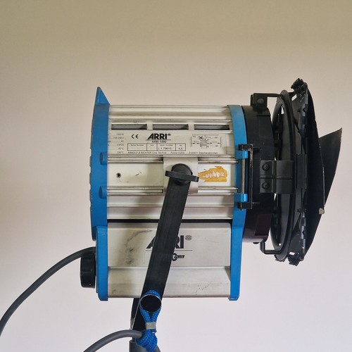 Arri studio 1000 fresnel - (1k),
