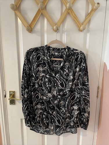 Bnwt black white floral - bnwt,