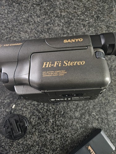 Sanyo ex480p camcorder - vm-ex480p,