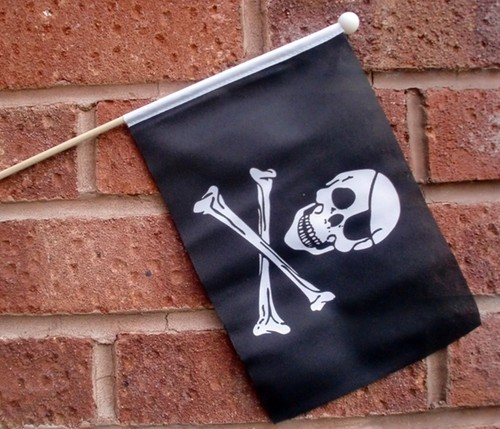 Skull and crossbones medium - skull,
