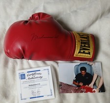 Muhammad Ali Signed Everlast Boxing  glove, COA & Photo proof, Rare