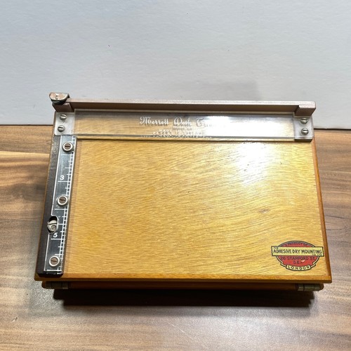 Guillotine merretts desk - merretts,