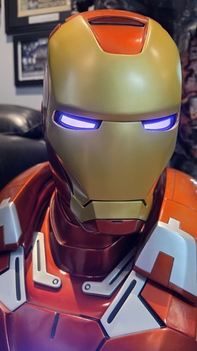 Sideshow collectables iron man - sideshow,