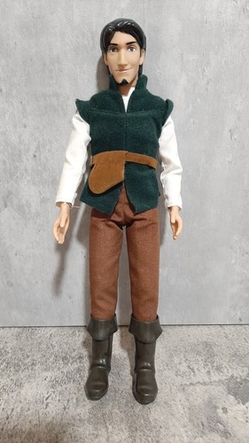 Disney store tangled - disney, flynn