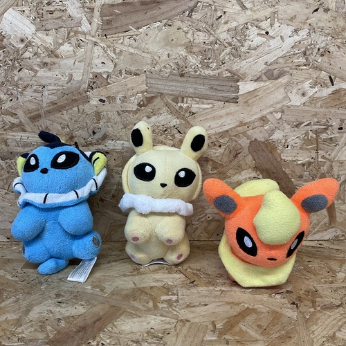 Pokémon centre 2010 plush - centre,