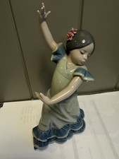 LLADRO Spanish Dancing Lady
