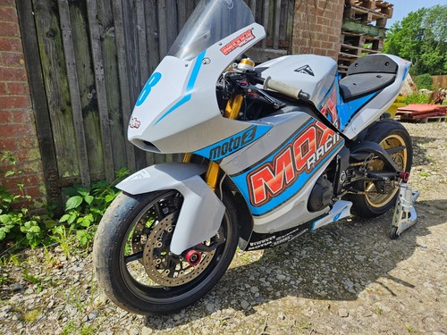 Triumph 675 daytona - triumph, track