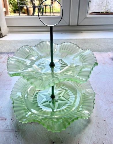 Vintage tier 1930s green - vintage,