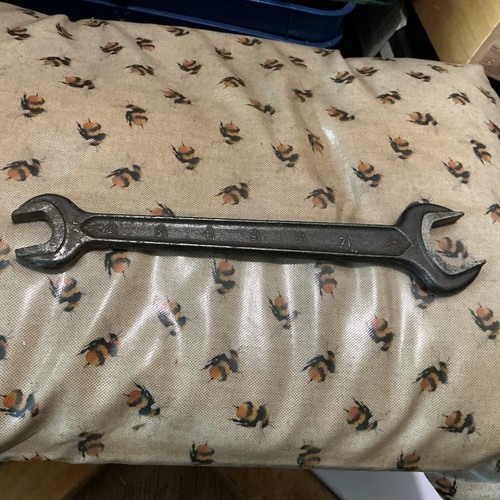 Rare shape vintage massey - shape,