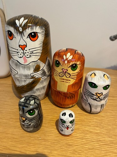 Cat russian doll - russian,
