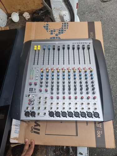 Soundcraft spirit e - e8,