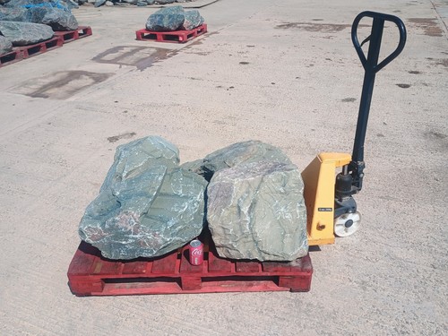 Large granite garden - , rocks