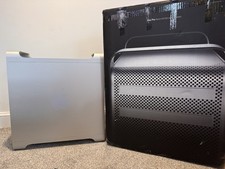 Apple Mac Pro A1289 W/RADEON