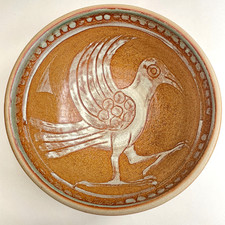 Michael Tovey Rowlstone Studio Pottery Sgraffito Bird 11" Fruit Serving Bowl
