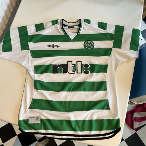 Celtic 2001 2002 large - 2001,