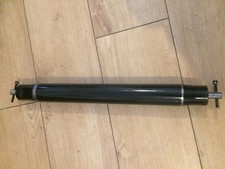 REEBOK EDGE SERIES TREADMILL REOM-11301 BKWH ( REAR ROLLER FOR SALE ONLY )