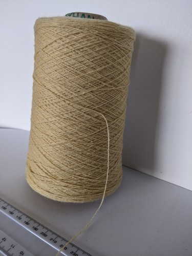 220g merino lambswool ply - merino,