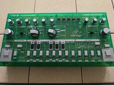 Behringer TD-3 Anolog Bass