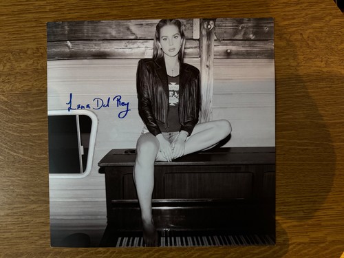 Lana del rey chemtrails over - del,
