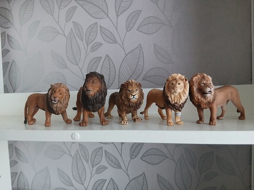 Collection schleich and - collection,
