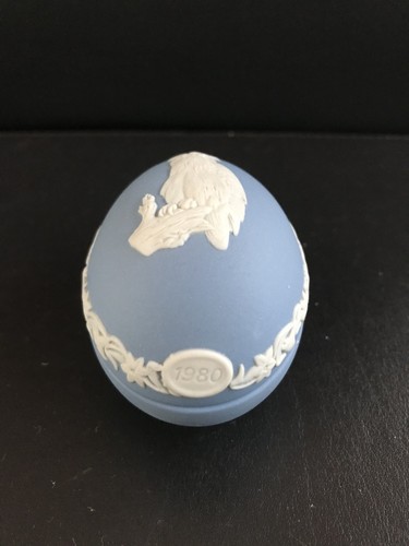 Wedgwood blue 1980 - wedgwood,