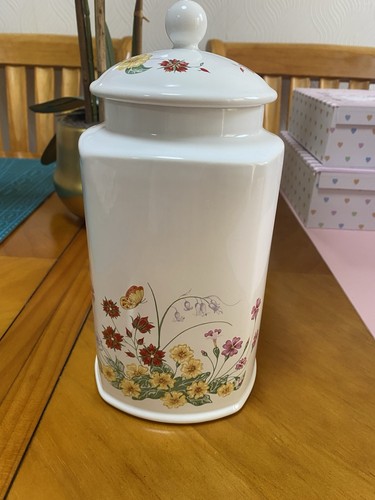 White floral ceramic jar - floral,