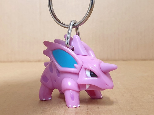 Burger king nidorino - king, pokemon